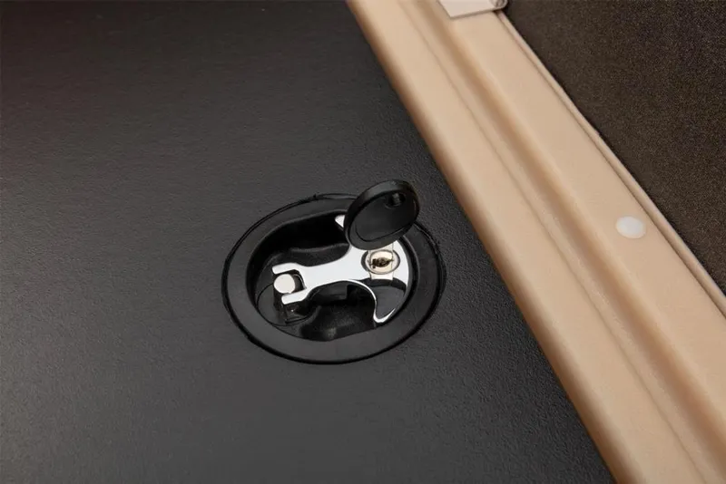 Slide: The Image of Sun Tracker Fishin' Barge 22 DLX 2019 - 72