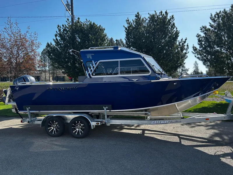 The Image of Duckworth 23 Navigator 2025 - 1