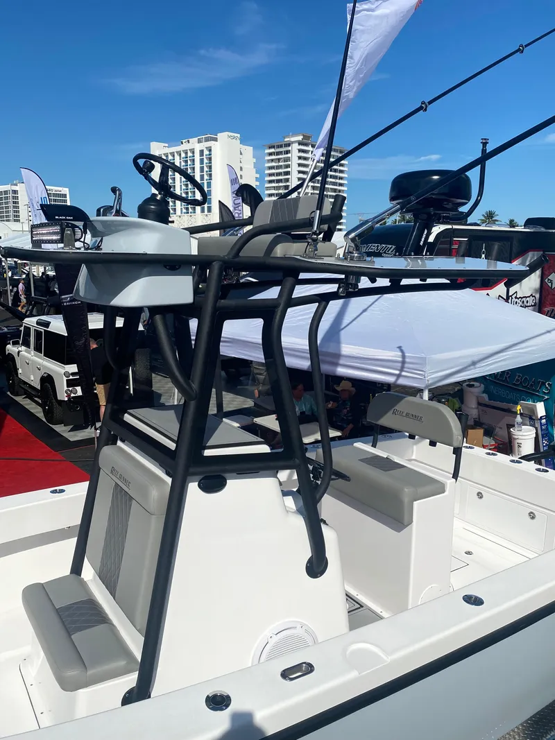 Slide: The Image of Reef Runner 280 Open 2026 - 21