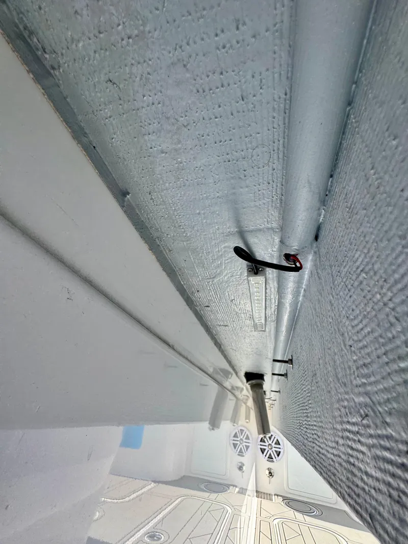 Slide: The Image of Reef Runner 280 Open 2026 - 6