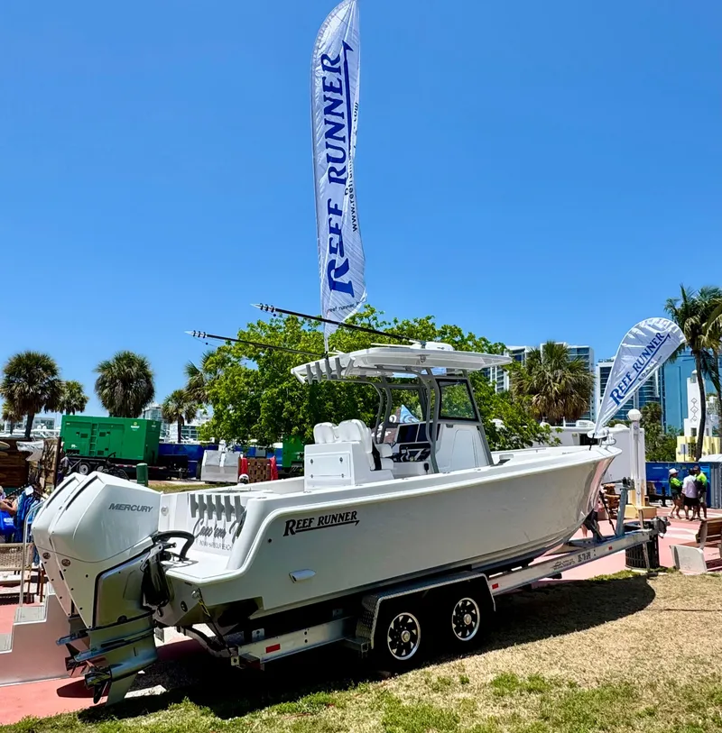 Slide: The Image of Reef Runner 280 Open 2026 - 9