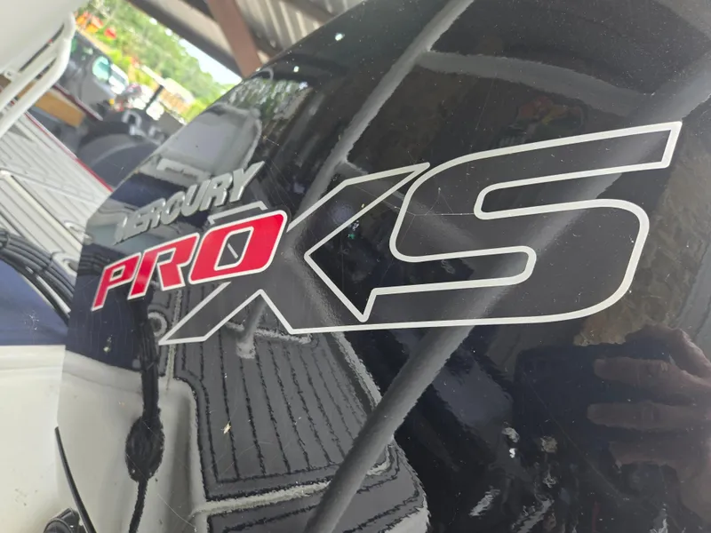 Slide: The Image of Mako 18 Pro Skiff Patriot Edition 2025 - 90