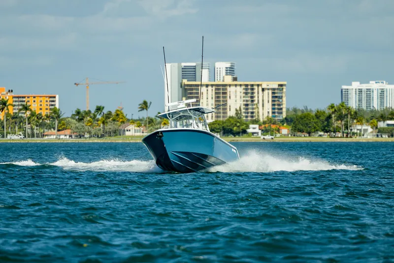 Slide: The Image of Reef Runner 340 Open 2026 - 31