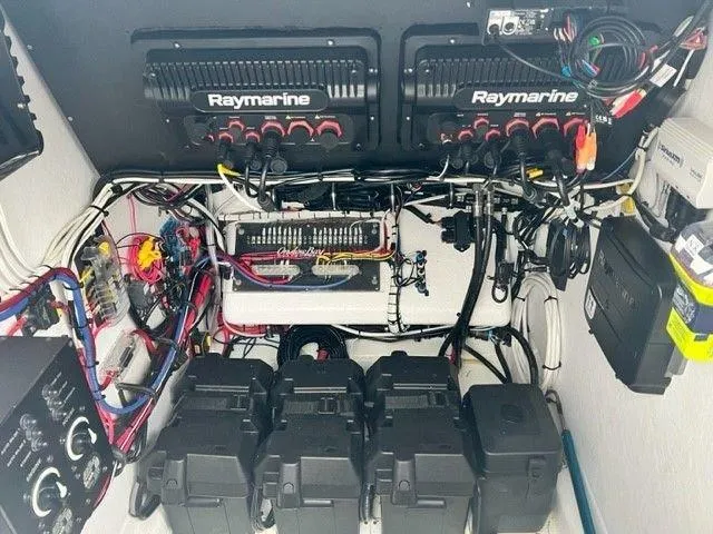 Slide: The Image of Electrical system of 2023 Onslow Bay 27 Offshore boat with Raymarine equipment. - 13