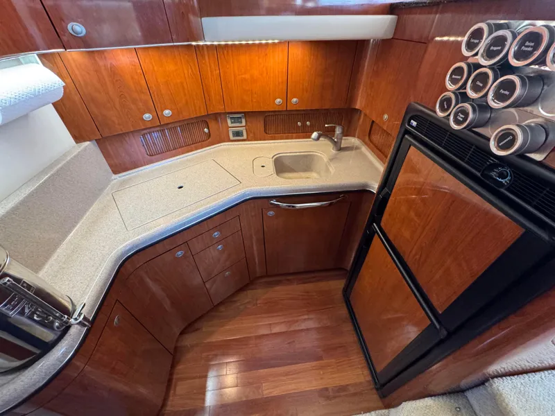 Slide: The Image of 19 2004 Sea Ray 390 Galley - 20