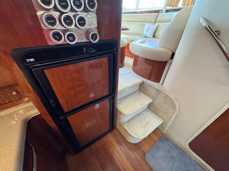 Slide: The Image of 22 2004 Sea Ray 390 Galley Companionway - 23