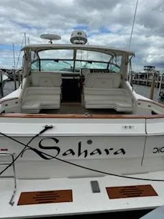 Slide: The Image of Sea Ray 390 Express Cruiser 1990 - 60