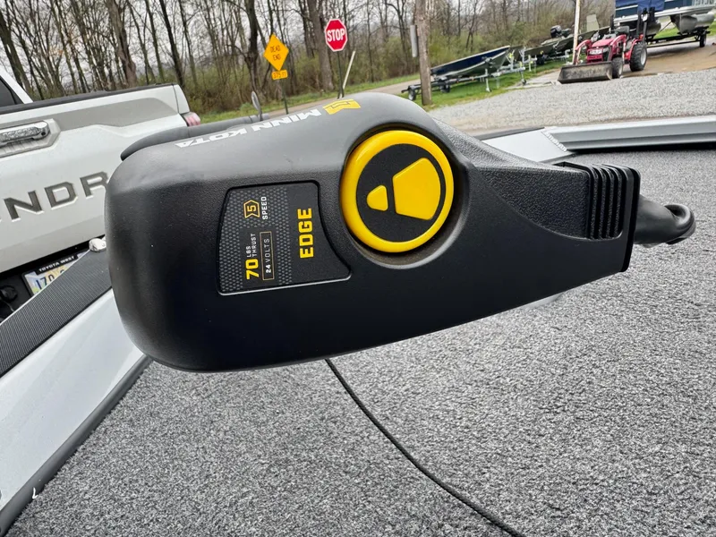 Slide: The Image of Trolling motor on 2022 Vexus AVX181 boat, featuring Minn Kota Edge 70 lb thrust. - 8