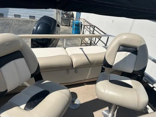 Slide: The Image of Sun Tracker Fishin' Barge 22 DLX 2013 - 54