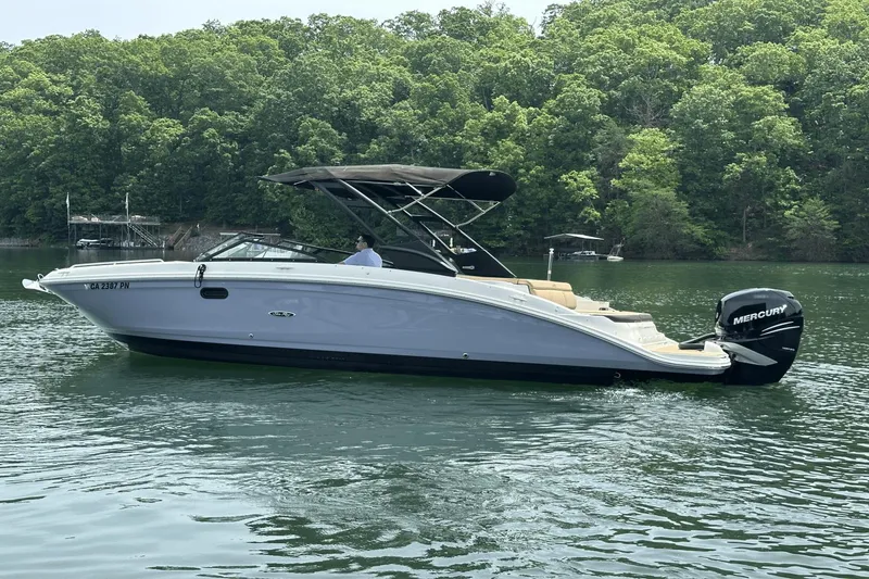 Slide: The Image of Sea Ray SDX 270 Outboard 2021 - 0