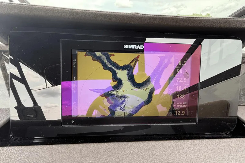 Slide: The Image of Sea Ray SDX 270 Outboard 2021 - 36