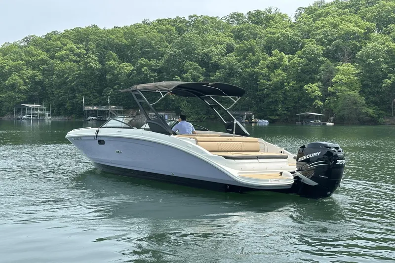 Slide: The Image of Sea Ray SDX 270 Outboard 2021 - 4