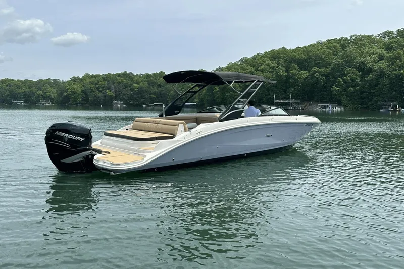 Slide: The Image of Sea Ray SDX 270 Outboard 2021 - 9