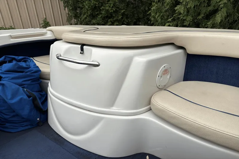 Slide: The Image of Sea Ray 180 Bow Rider 1999 - 12