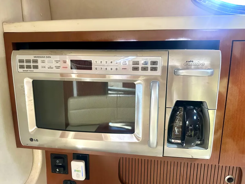 Slide: The Image of Sea Ray 340 Sundancer 2008 - 69