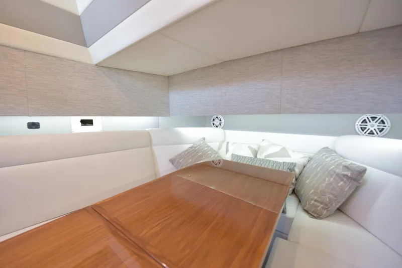 Slide: The Image of Cruisers Yachts 42 GLS OB 2021 - 52