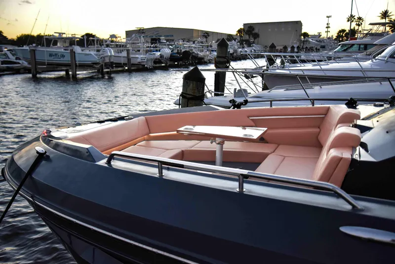 Slide: The Image of Cruisers Yachts 42 GLS OB 2021 - 69