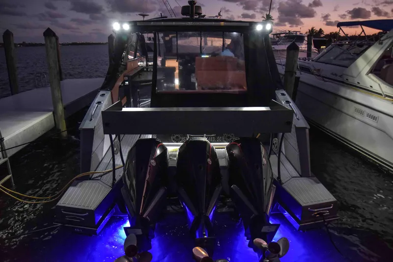 Slide: The Image of Cruisers Yachts 42 GLS OB 2021 - 71