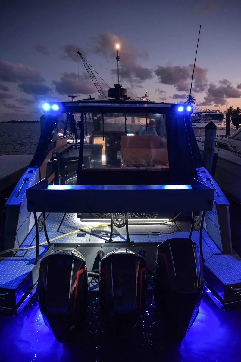 Slide: The Image of Cruisers Yachts 42 GLS OB 2021 - 72