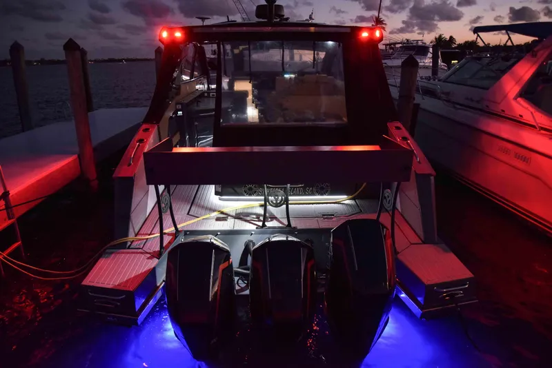 Slide: The Image of Cruisers Yachts 42 GLS OB 2021 - 73