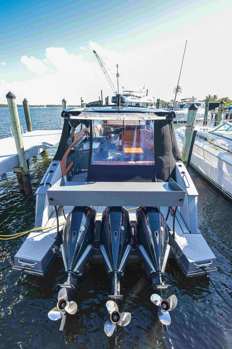 Slide: The Image of Cruisers Yachts 42 GLS OB 2021 - 78