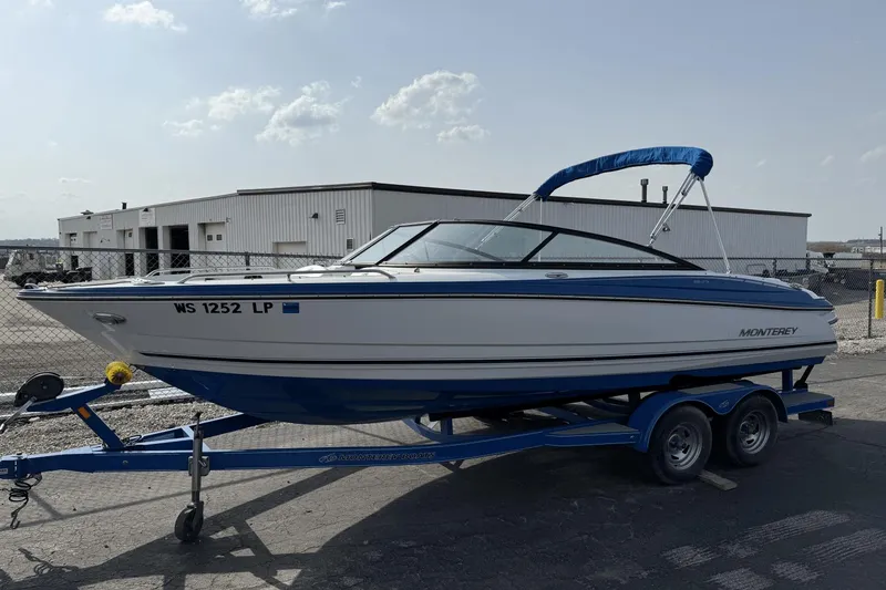 Slide: The Image of Monterey 224 FS 2018 - 0