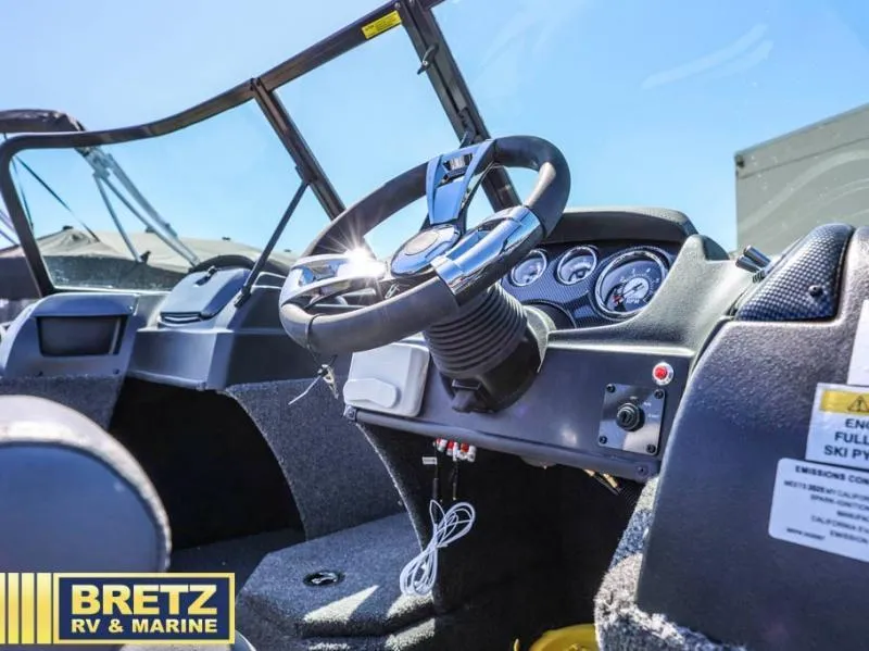 Slide: The Image of Fish and Ski FS 1900 2025 - 17