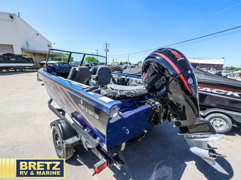 Slide: The Image of Fish and Ski FS 1900 2025 - 9