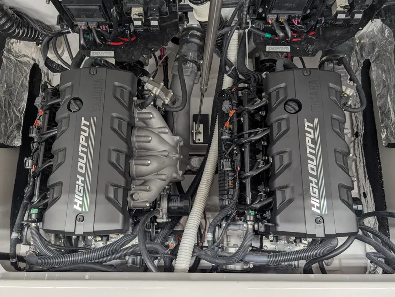 Slide: The Image of 2023 Yamaha Boats 222SD high output engines, showcasing advanced marine engineering. - 11