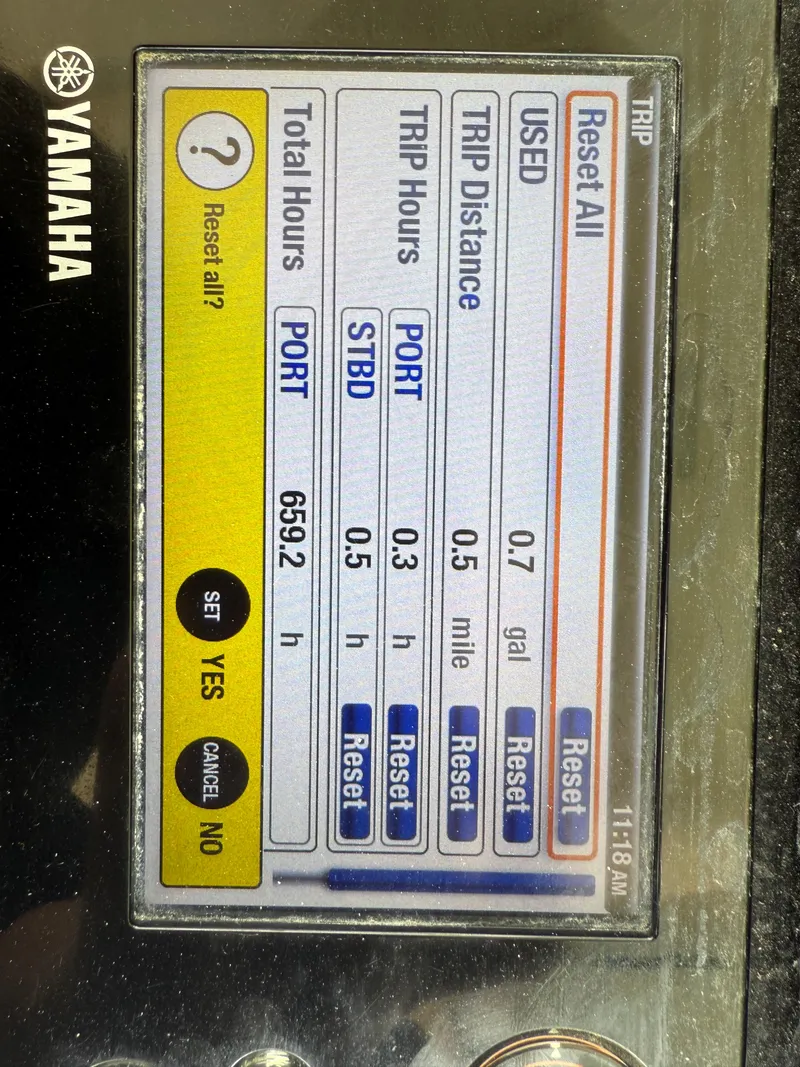 Slide: The Image of Yamaha display showing trip data: 0.3 miles, 0.7 gallons used, 6592 total hours. Scout 300 LXF 2016. - 23