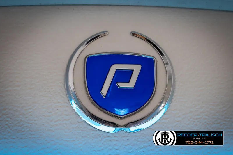 Slide: The Image of Premier 230 Solaris RL 2022 - 56