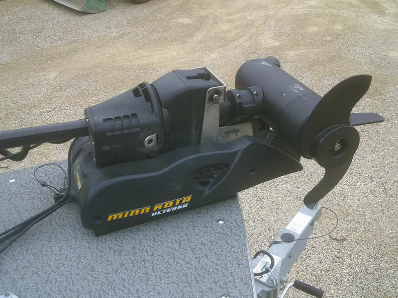 Slide: The Image of Minn Kota Ulterra trolling motor on 2019 Lund 2000 Alaskan Tiller boat. - 7