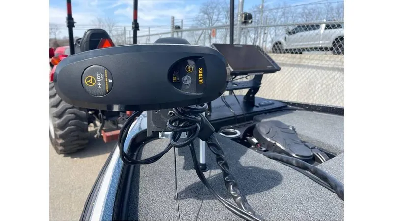 Slide: The Image of 2022 Nitro Z21 XL boat with advanced trolling motor and control panel. - 5