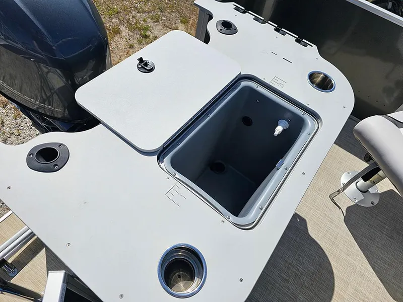 Slide: The Image of 2023 SunCatcher Select 320 F boat with integrated storage and cup holders. - 9