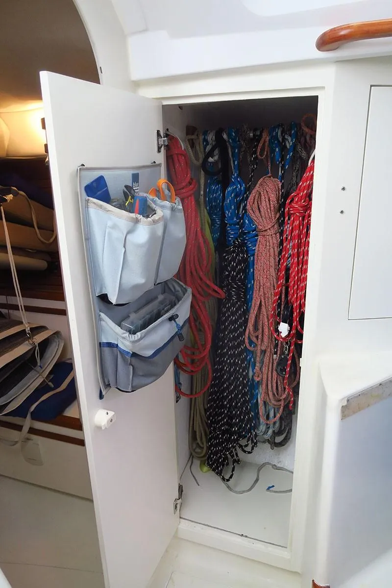 Slide: The Image of DK DK 46 2006 - 16