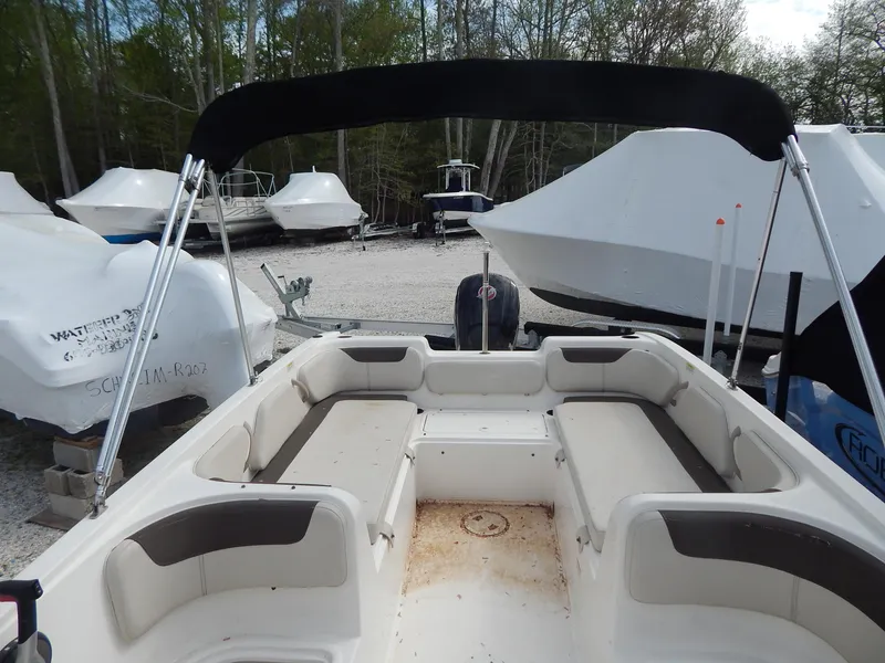 Slide: The Image of Bayliner Element E21 2021 - 19