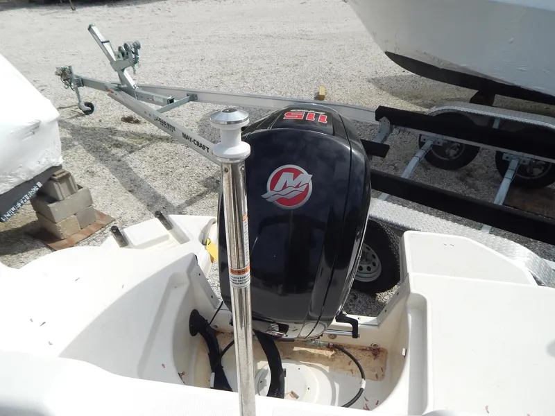 Slide: The Image of Bayliner Element E21 2021 - 21