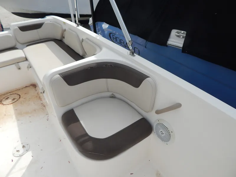 Slide: The Image of Bayliner Element E21 2021 - 28