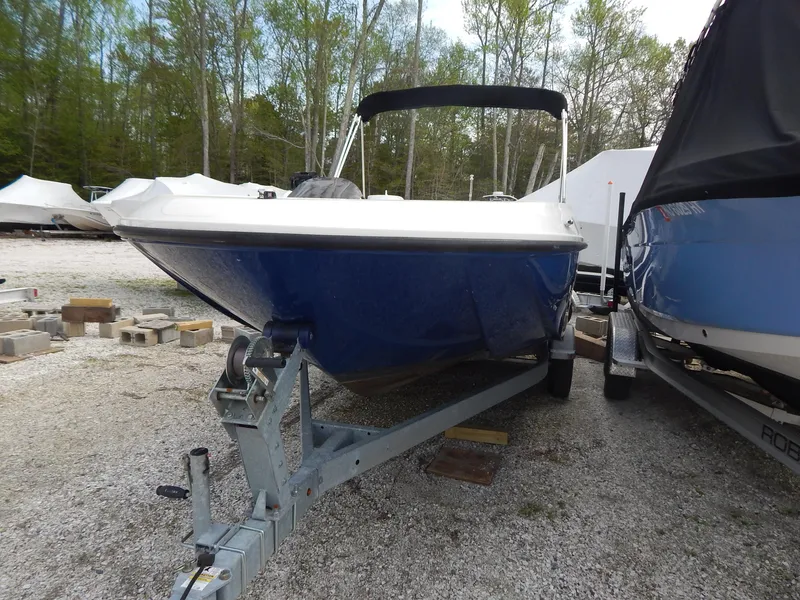 Slide: The Image of Bayliner Element E21 2021 - 5