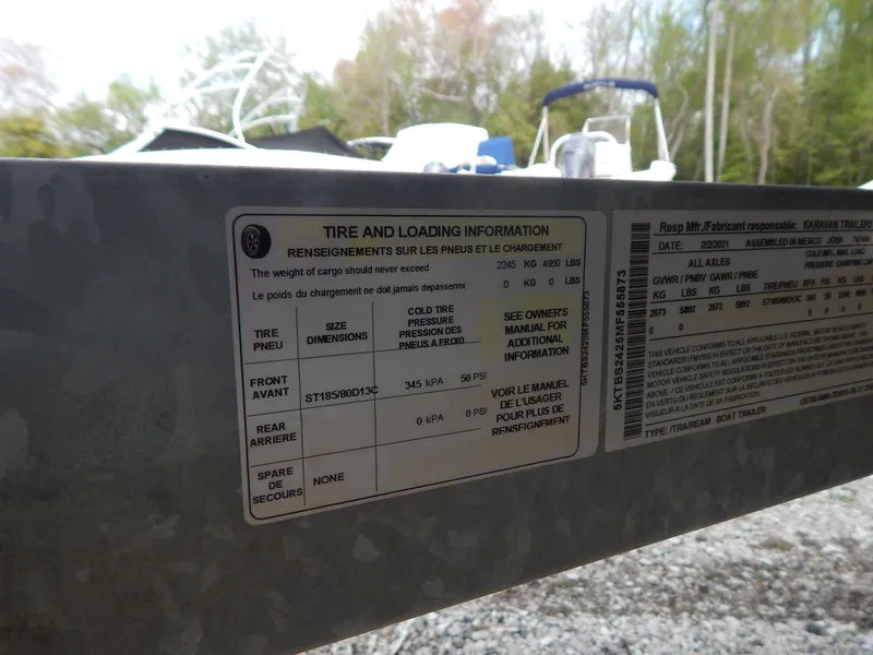 Slide: The Image of Bayliner Element E21 2021 - 7