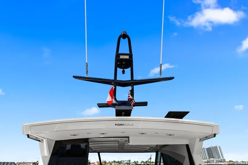 Slide: The Image of Formula 500 Super Sport Crossover 2025 - 102