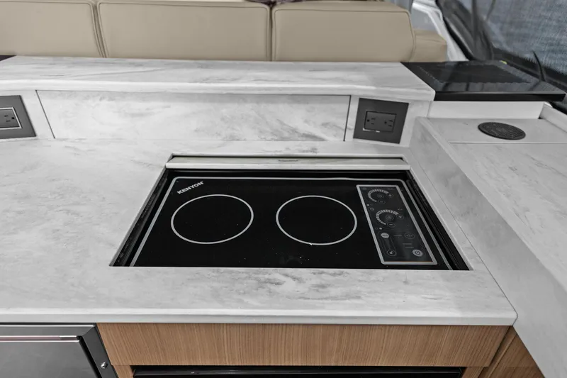 Slide: The Image of Formula 500 Super Sport Crossover 2025 - 107