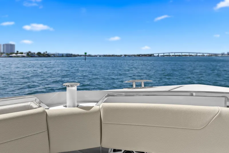 Slide: The Image of Formula 500 Super Sport Crossover 2025 - 60