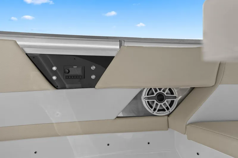 Slide: The Image of Formula 500 Super Sport Crossover 2025 - 63