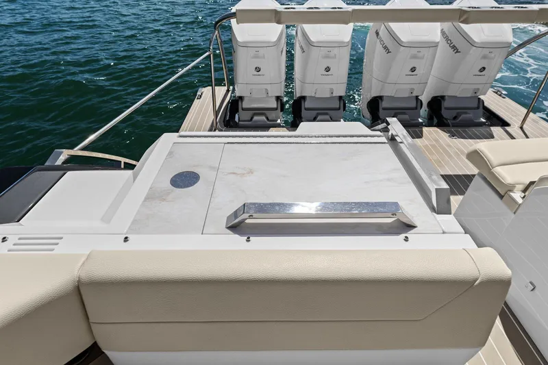 Slide: The Image of Formula 500 Super Sport Crossover 2025 - 97