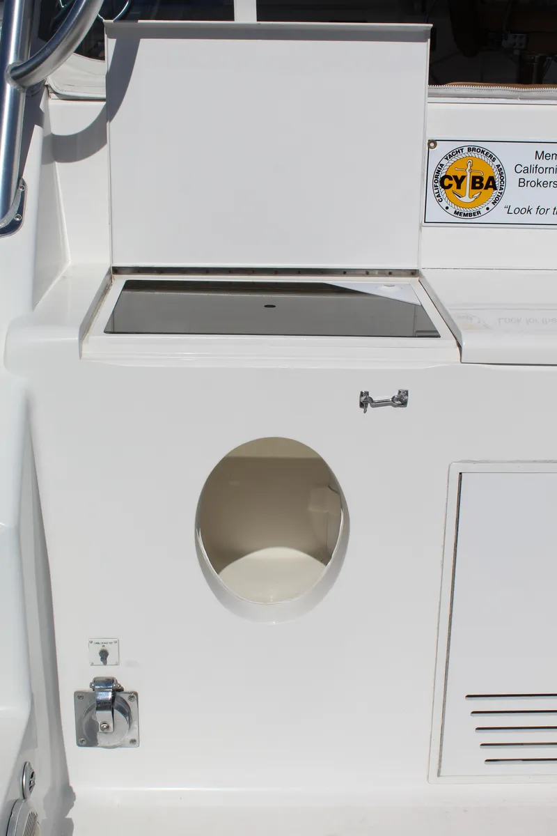 Slide: The Image of Custom bait tank with window - 12