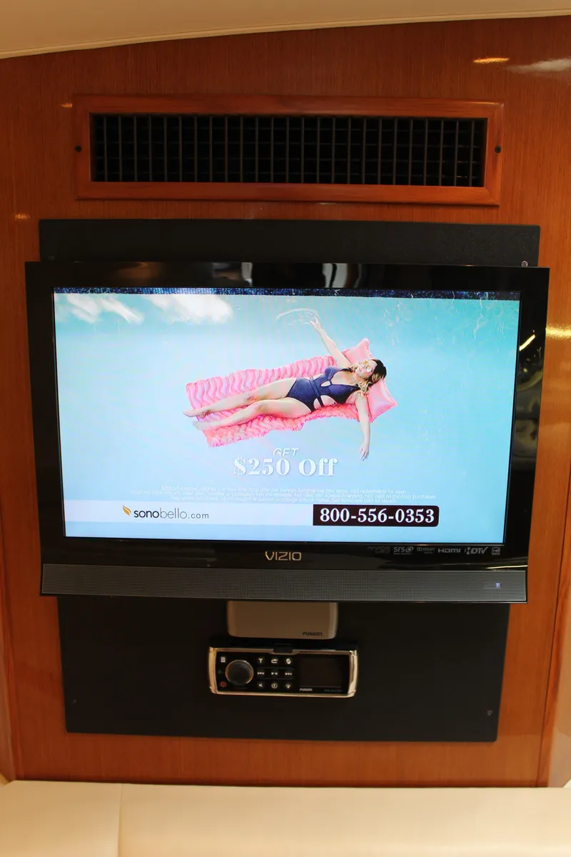 Slide: The Image of New TV - salon - 44