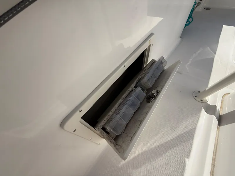 Slide: The Image of Aquasport 2300 Center Console 2022 - 61