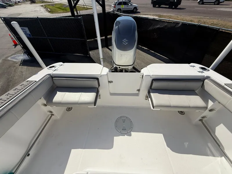 Slide: The Image of Aquasport 2300 Center Console 2022 - 66