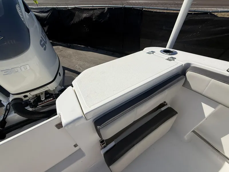 Slide: The Image of Aquasport 2300 Center Console 2022 - 70